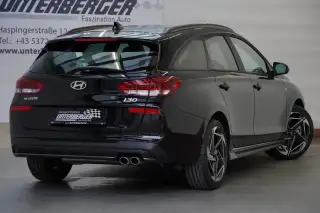 Vehicle image thumbnail, number 8