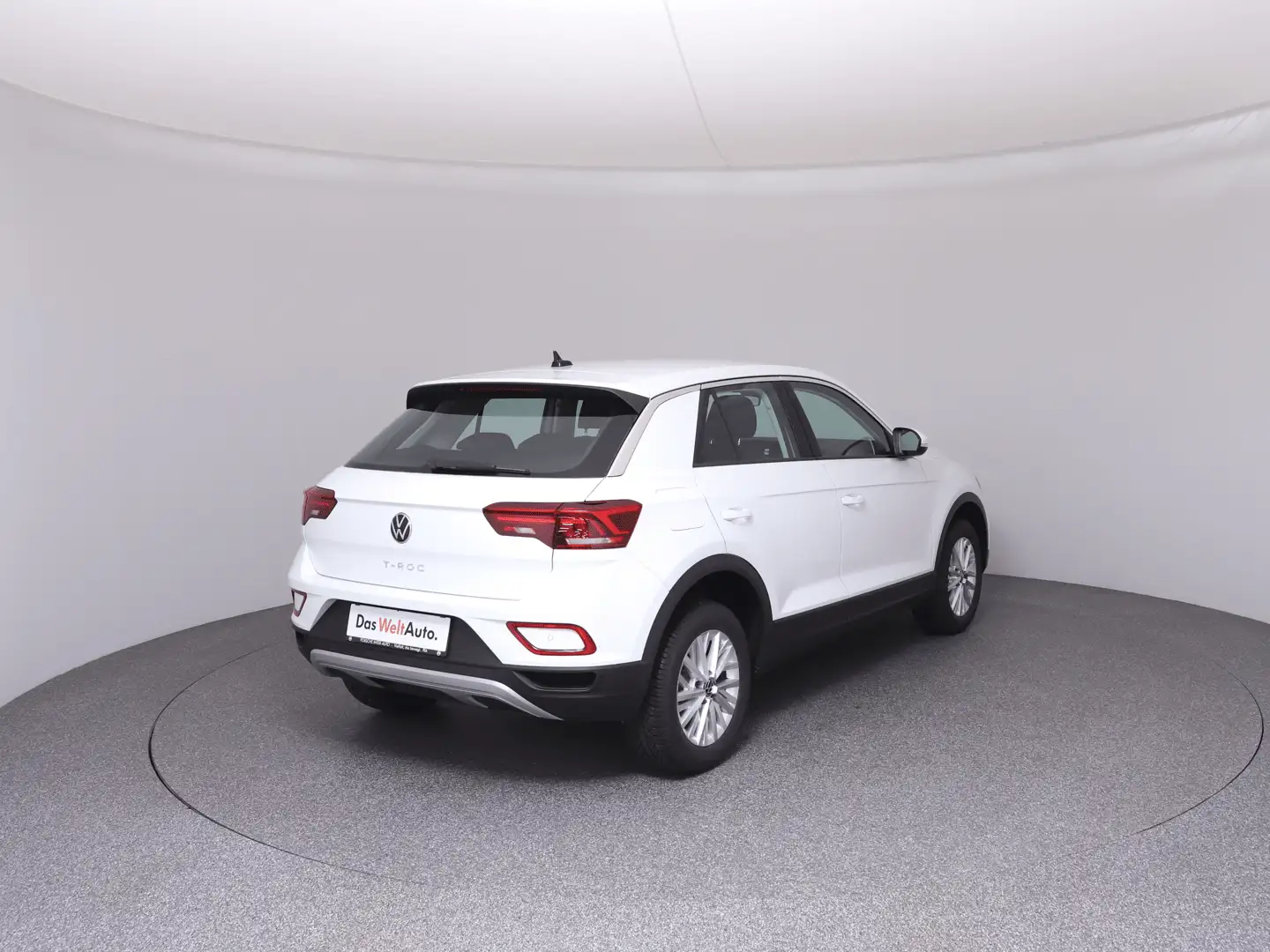 Vehicle image, number 4