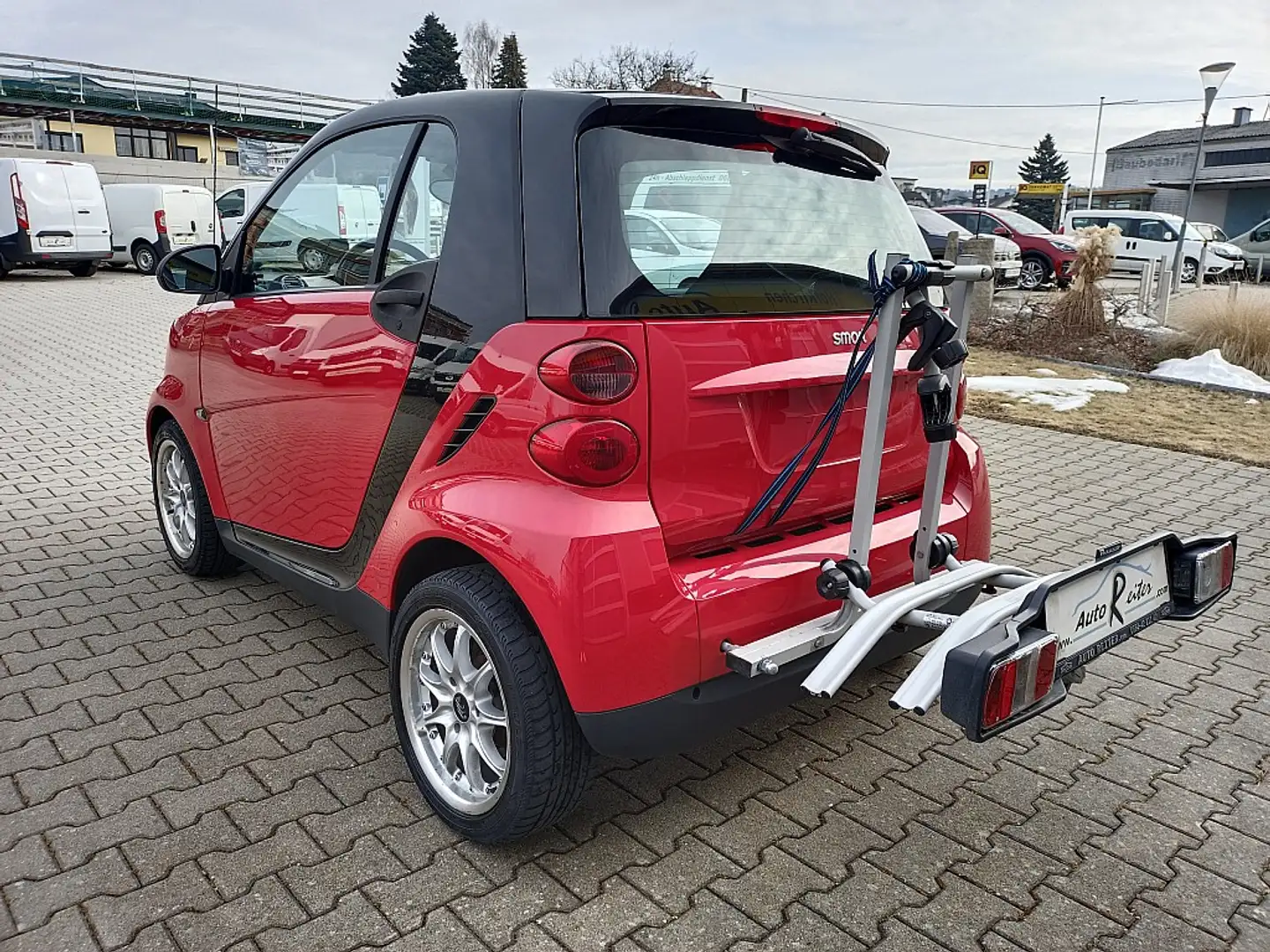 Vehicle image, number 3