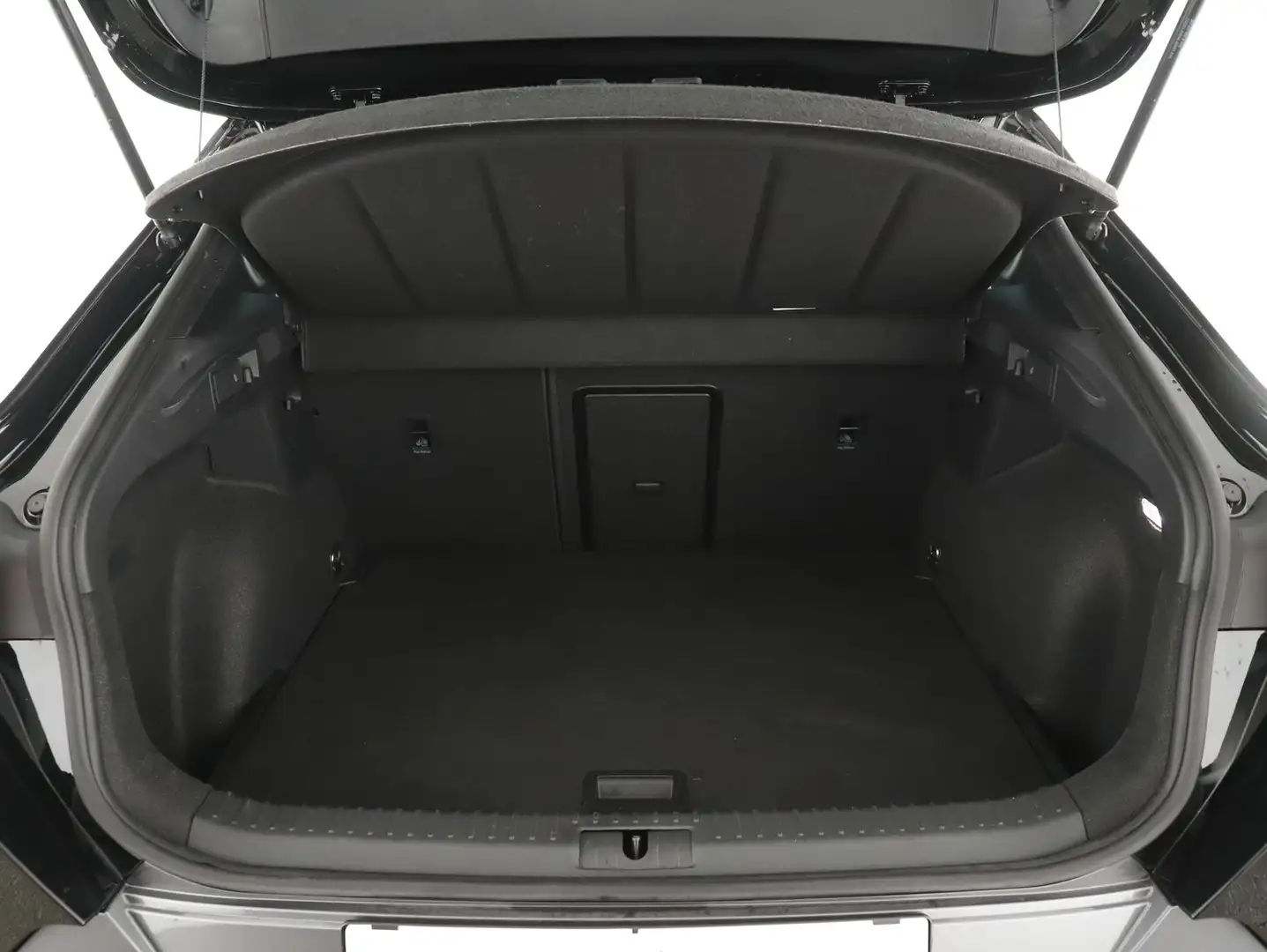 Vehicle image, number 10