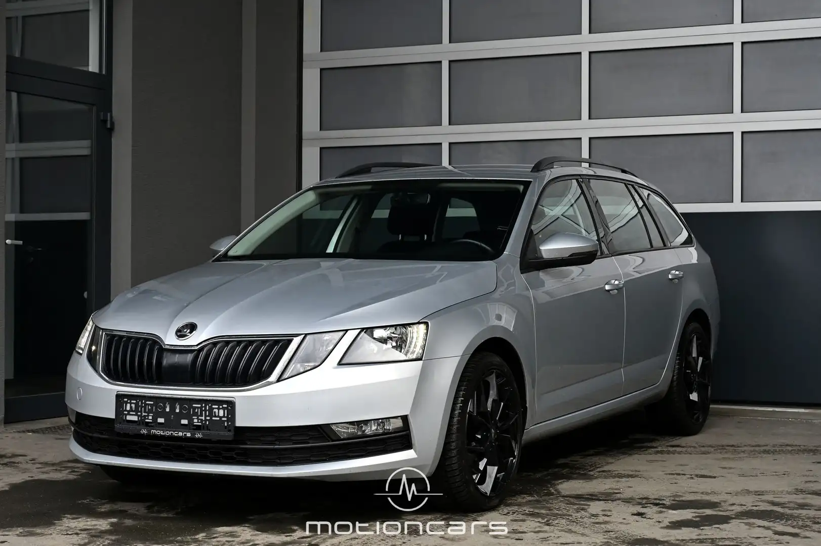 Vehicle image, number 1