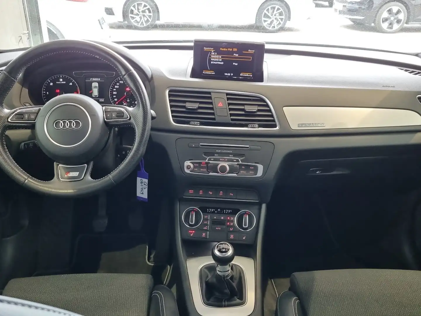 Vehicle image, number 9