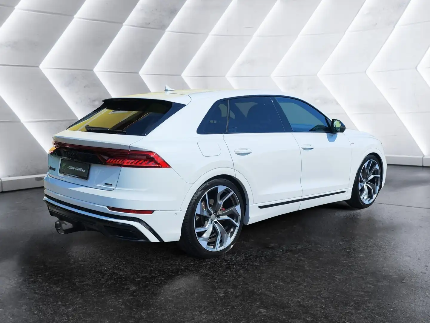 Vehicle image, number 5