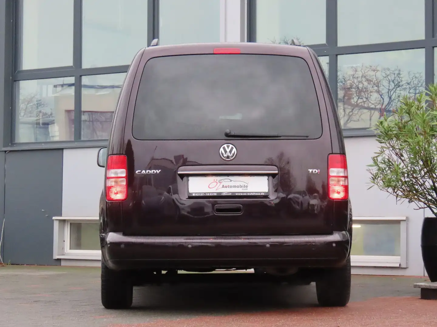 Vehicle image, number 5