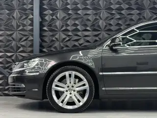 Vehicle image thumbnail, number 6