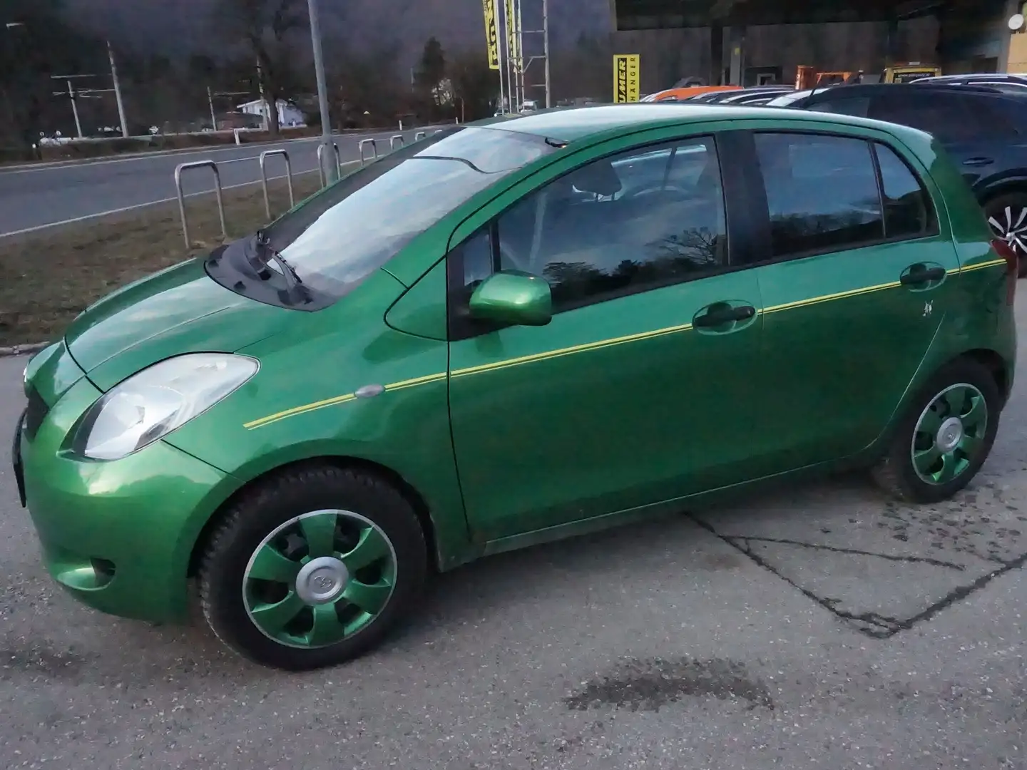Vehicle image, number 3
