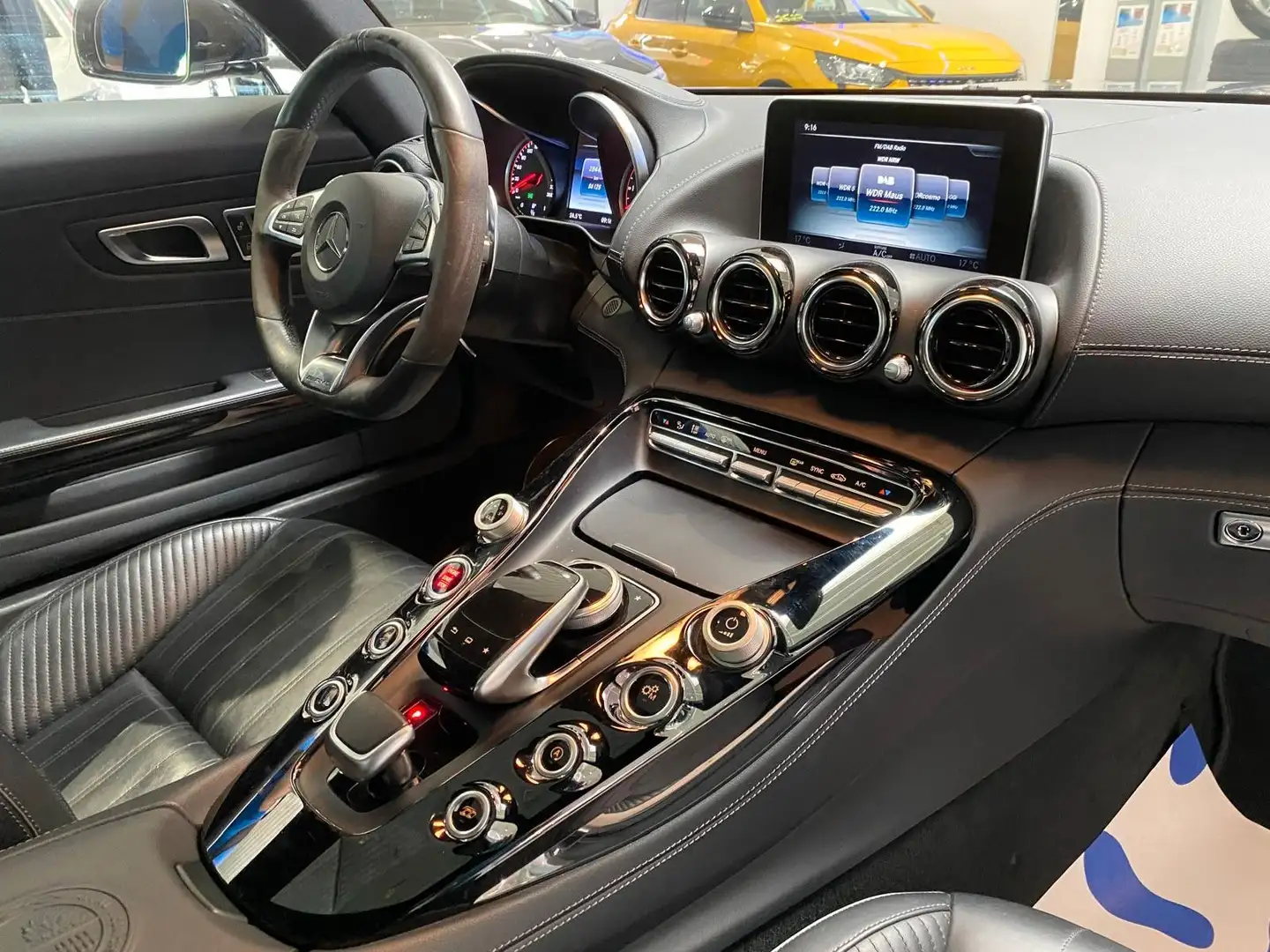 Vehicle image, number 7