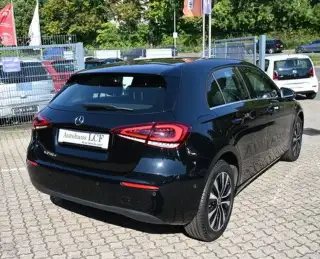 Vehicle image thumbnail, number 7
