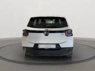 Vehicle image thumbnail, number 4