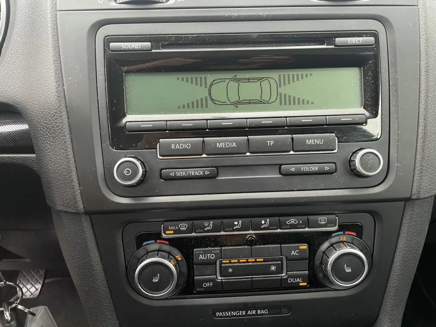 Vehicle image, number 8