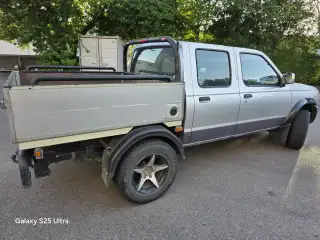 Vehicle image thumbnail, number 7