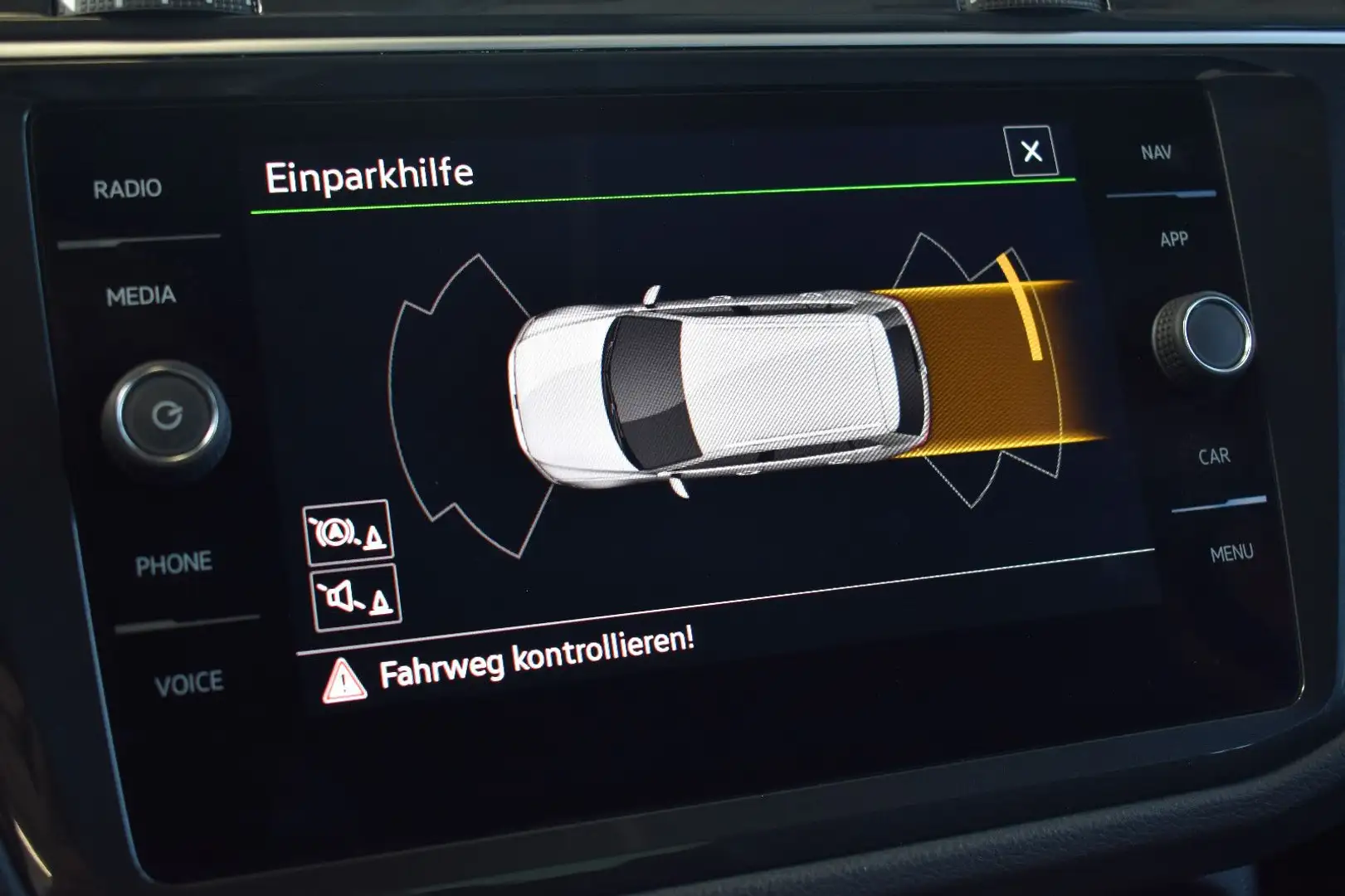 Vehicle image, number 17