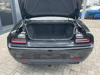 Vehicle image thumbnail, number 8