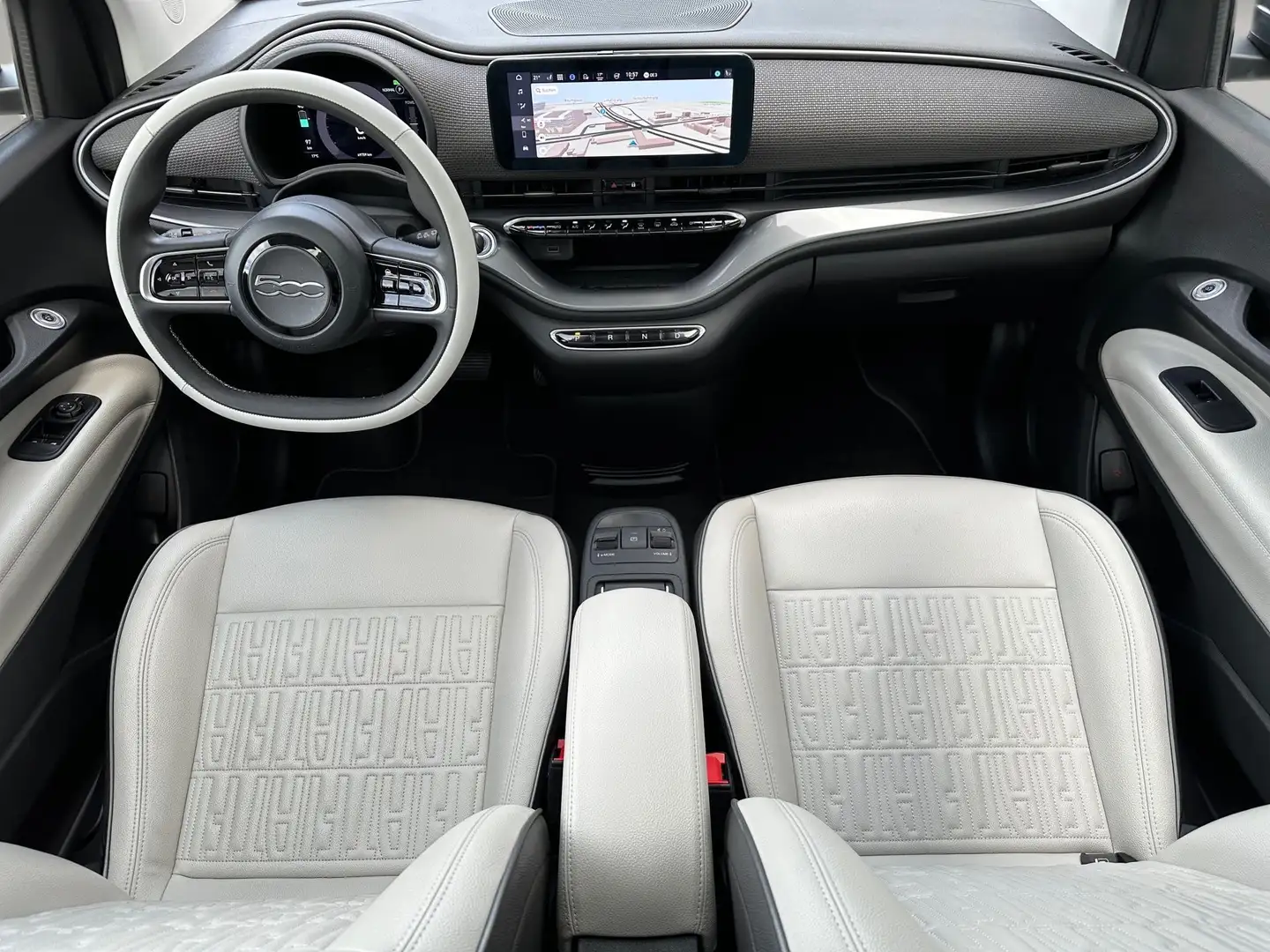 Vehicle image, number 15