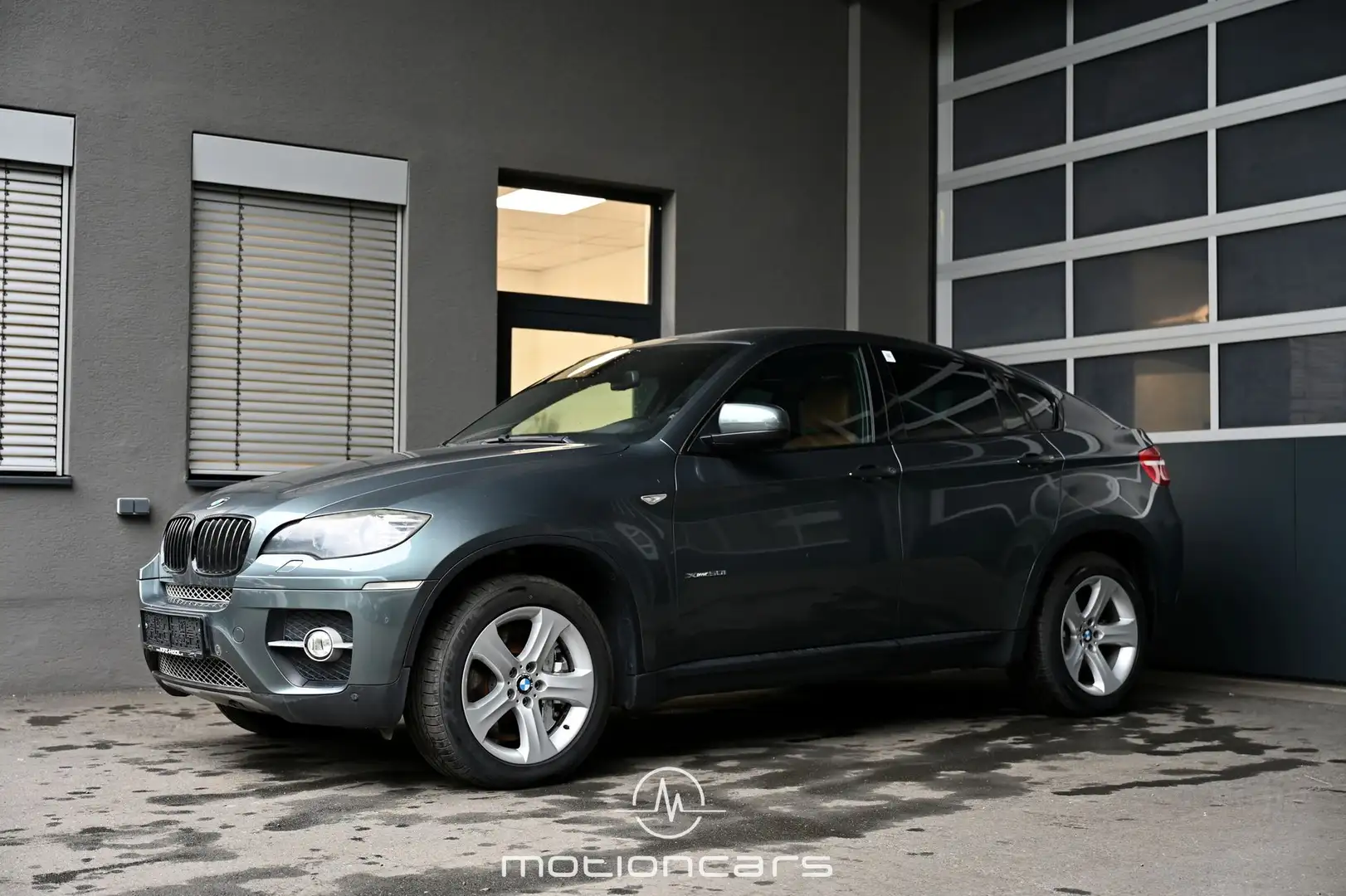 Vehicle image, number 1