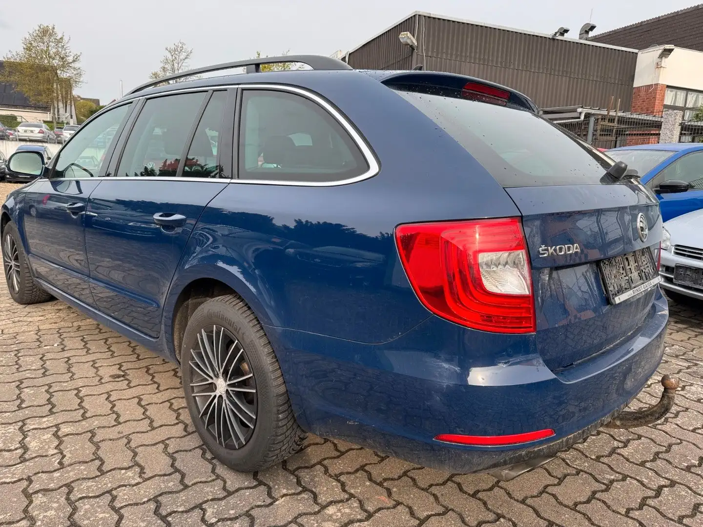 Vehicle image, number 2