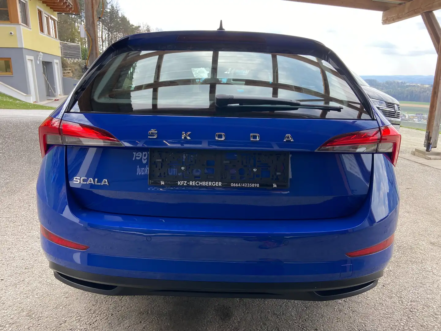 Vehicle image, number 5