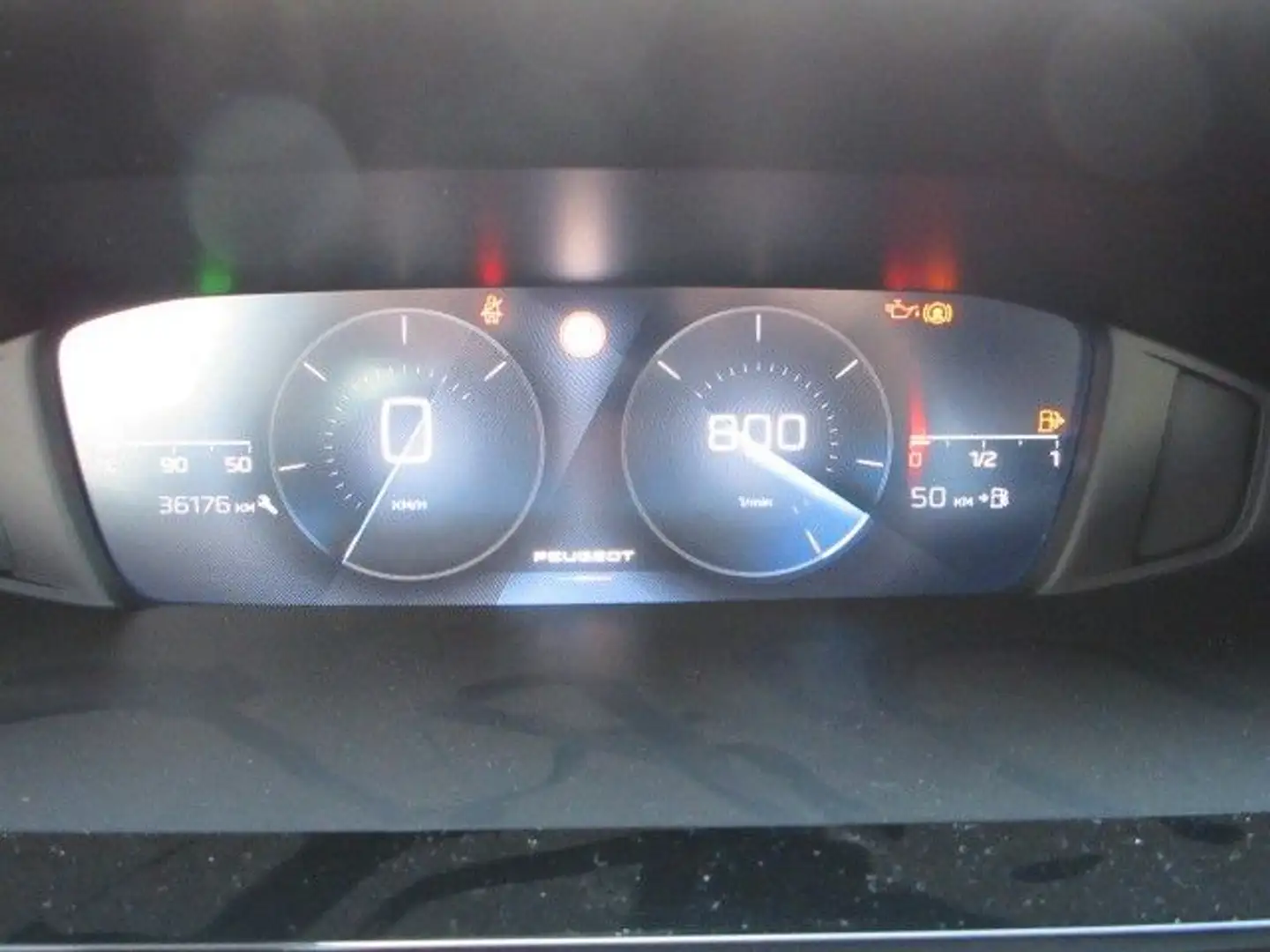 Vehicle image, number 9