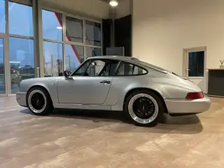 Vehicle image thumbnail, number 8