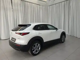 Vehicle image thumbnail, number 5
