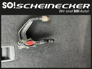 Vehicle image thumbnail, number 7
