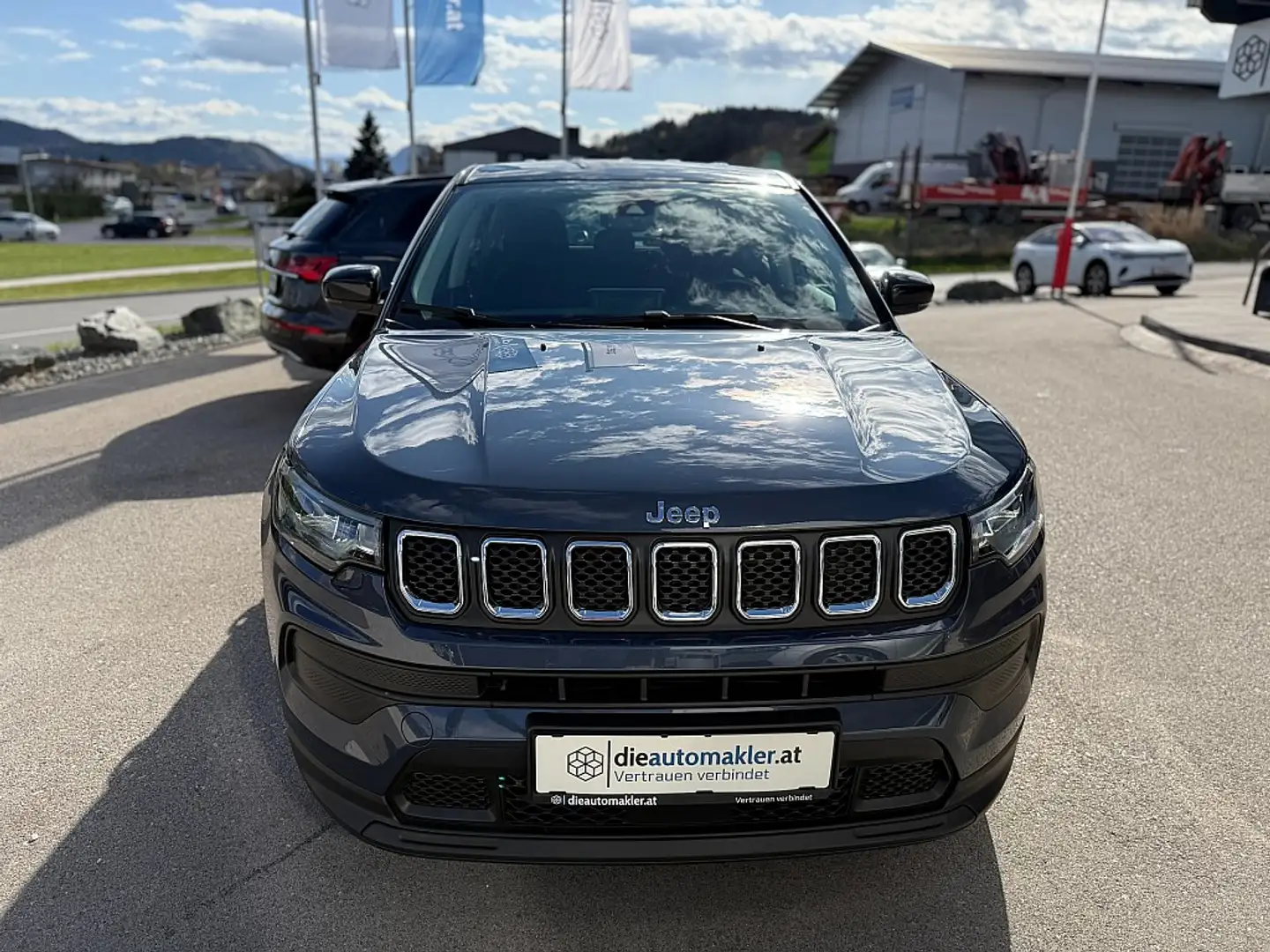 Vehicle image, number 6