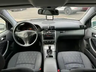 Vehicle image thumbnail, number 6