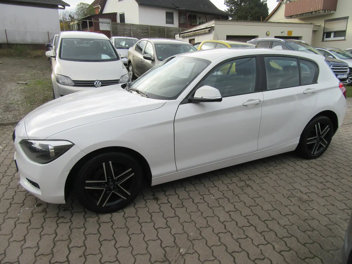 Vehicle image, number 5