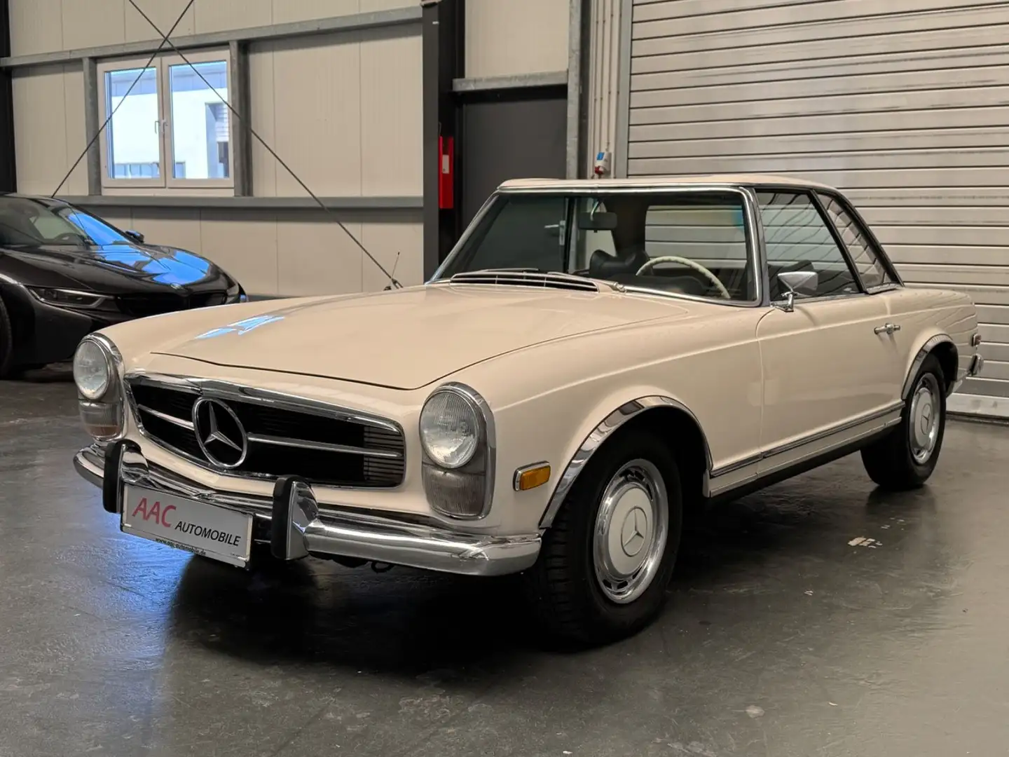 Vehicle image, number 8