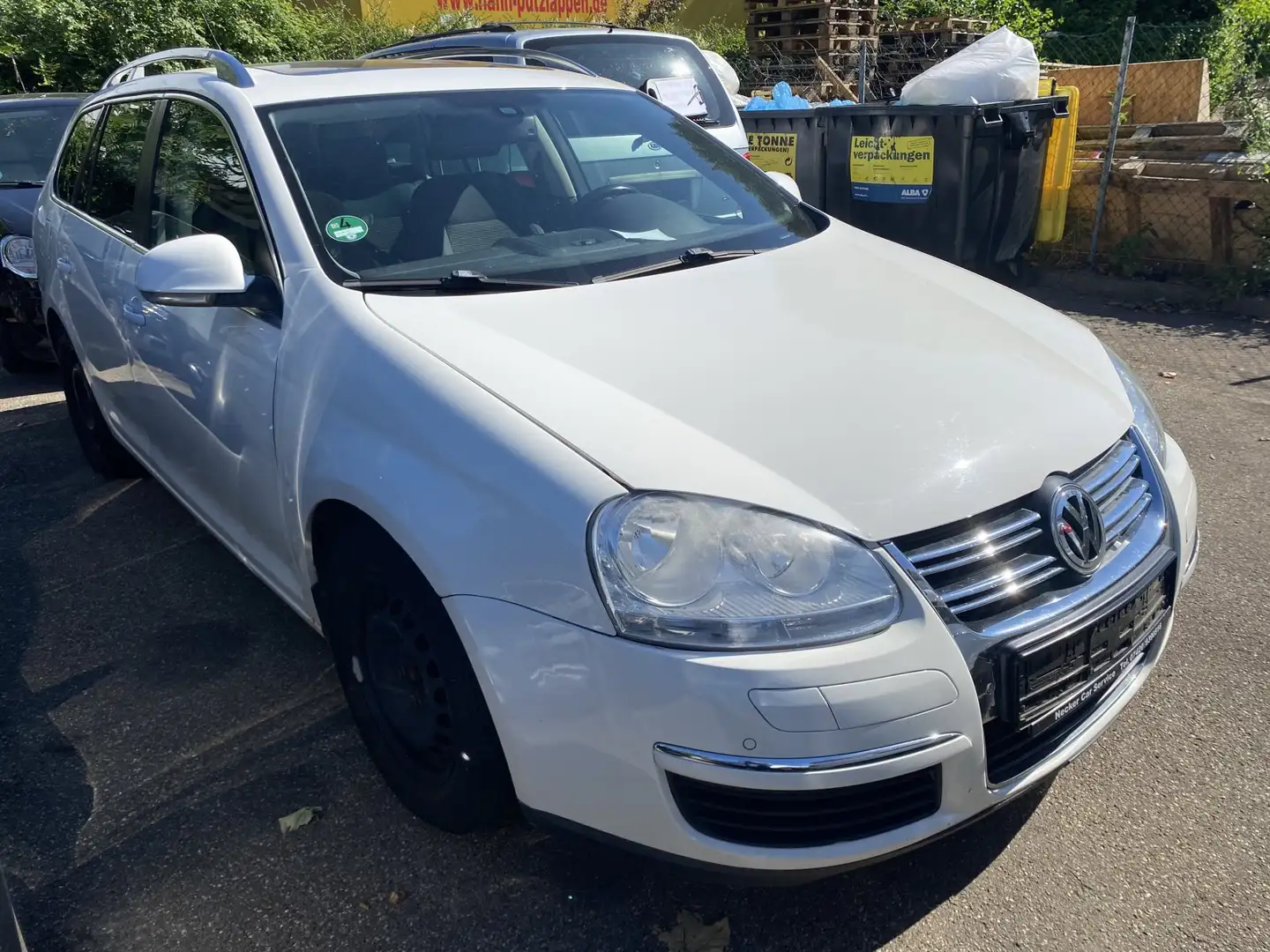 Vehicle image, number 6