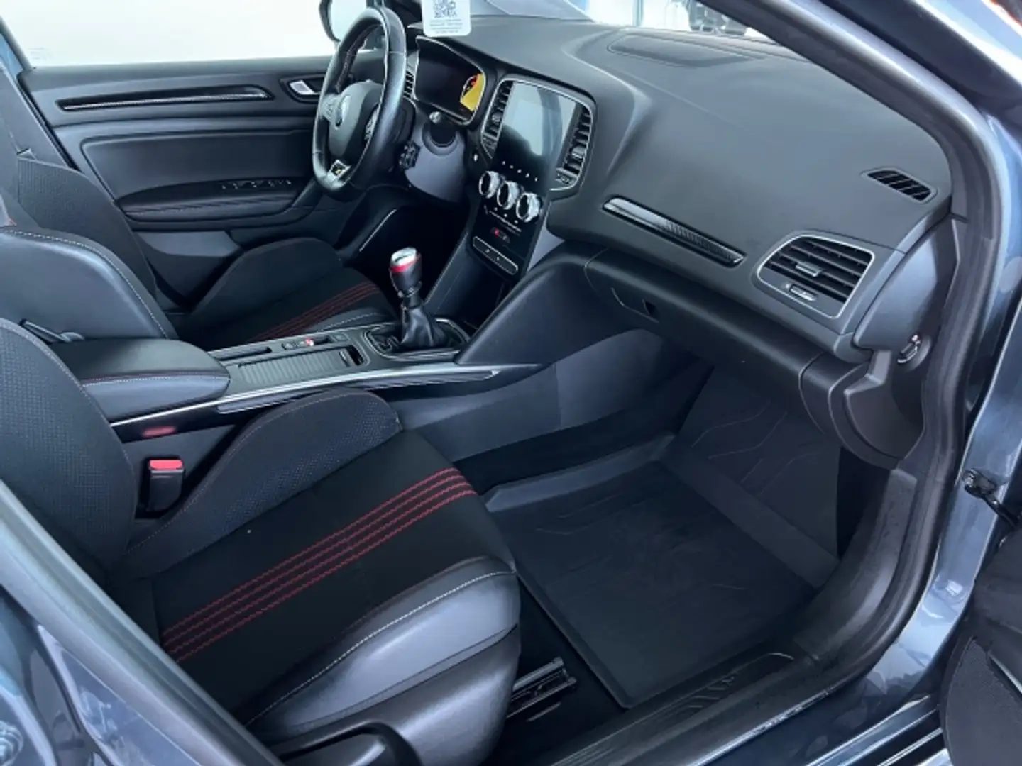 Vehicle image, number 8