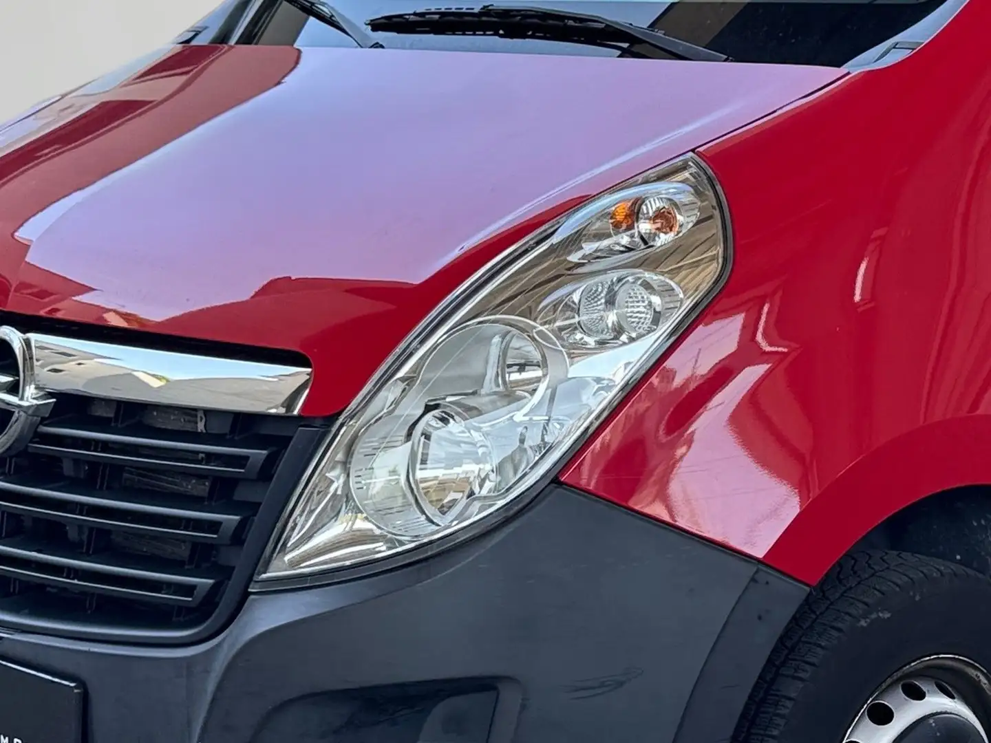 Vehicle image, number 9