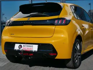 Vehicle image thumbnail, number 16