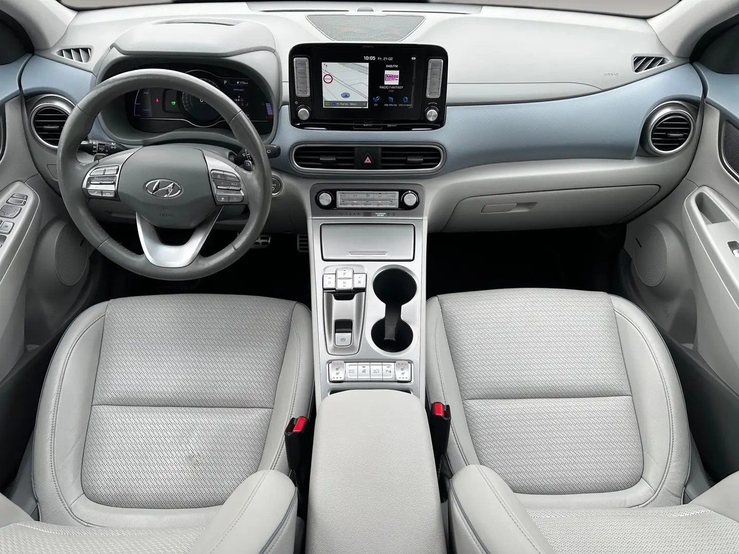 Vehicle image, number 17