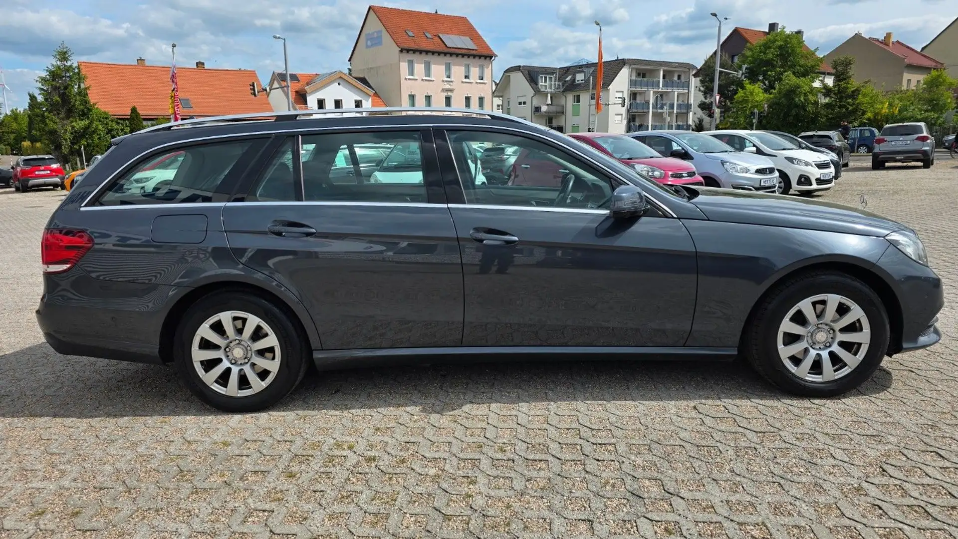 Vehicle image, number 5