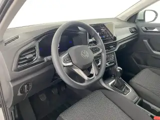 Vehicle image thumbnail, number 8
