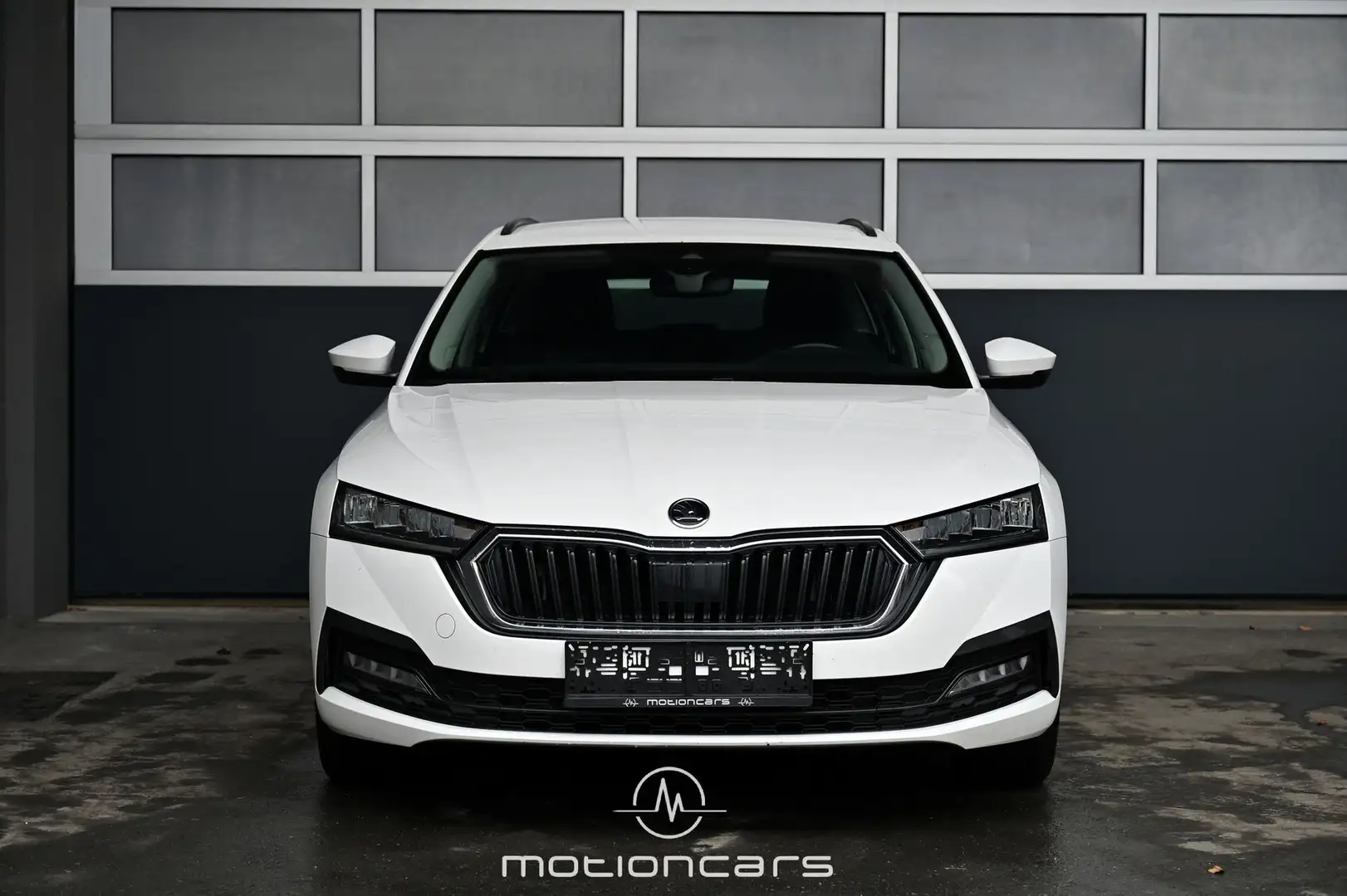 Vehicle image, number 3