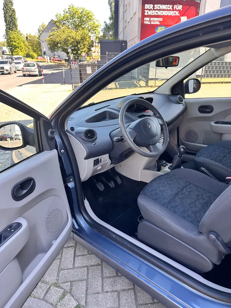 Vehicle image, number 7