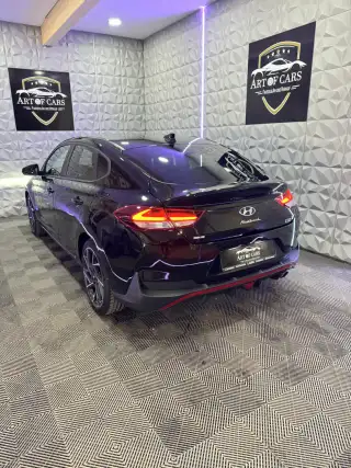 Vehicle image thumbnail, number 4