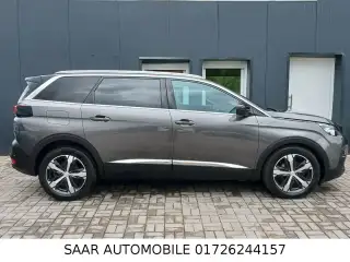 Vehicle image thumbnail, number 6