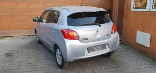 Vehicle image thumbnail, number 5