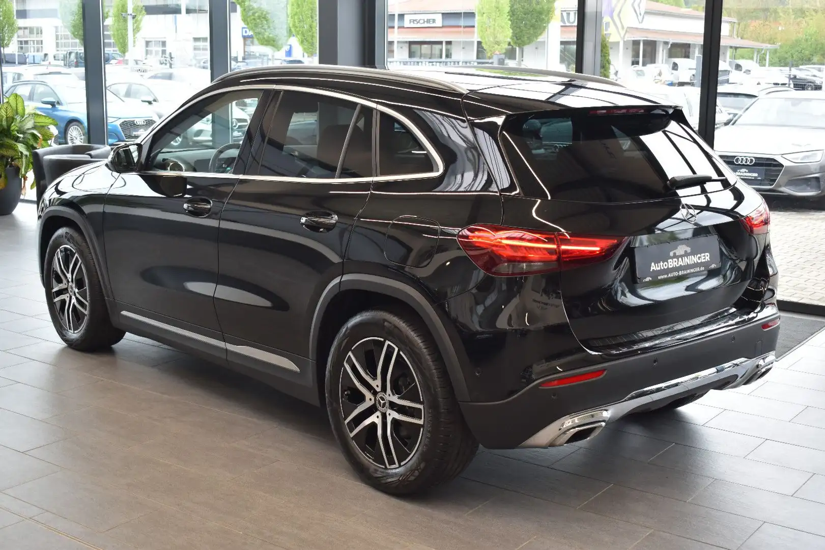 Vehicle image, number 7