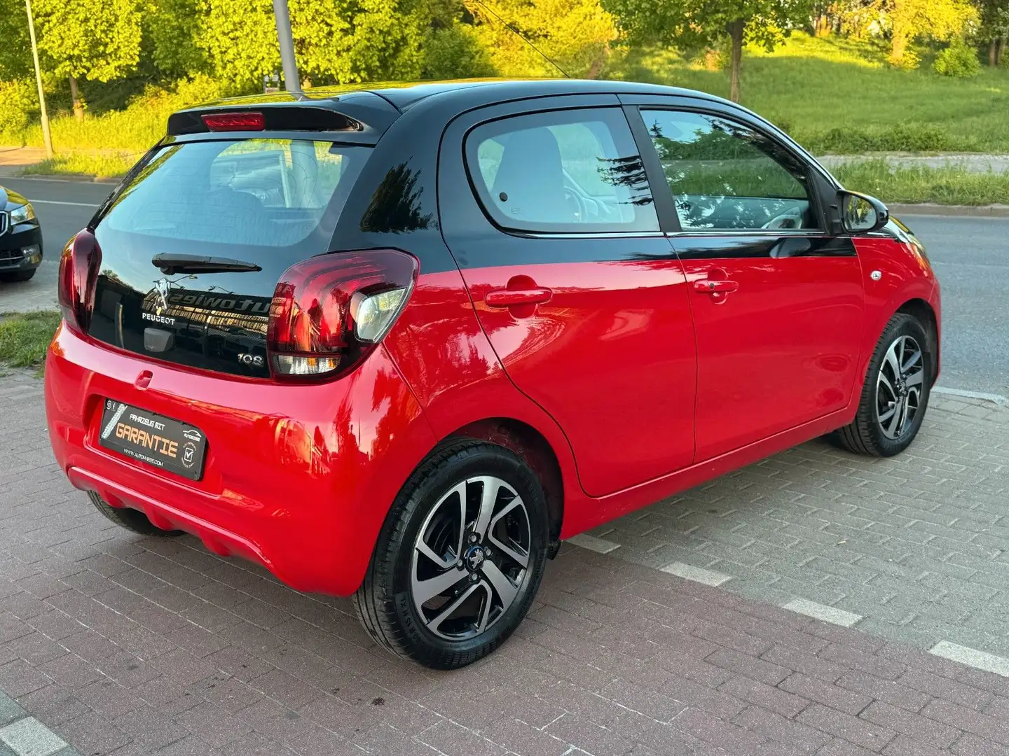 Vehicle image, number 5