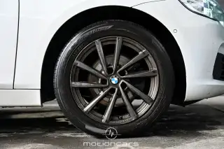 Vehicle image thumbnail, number 7
