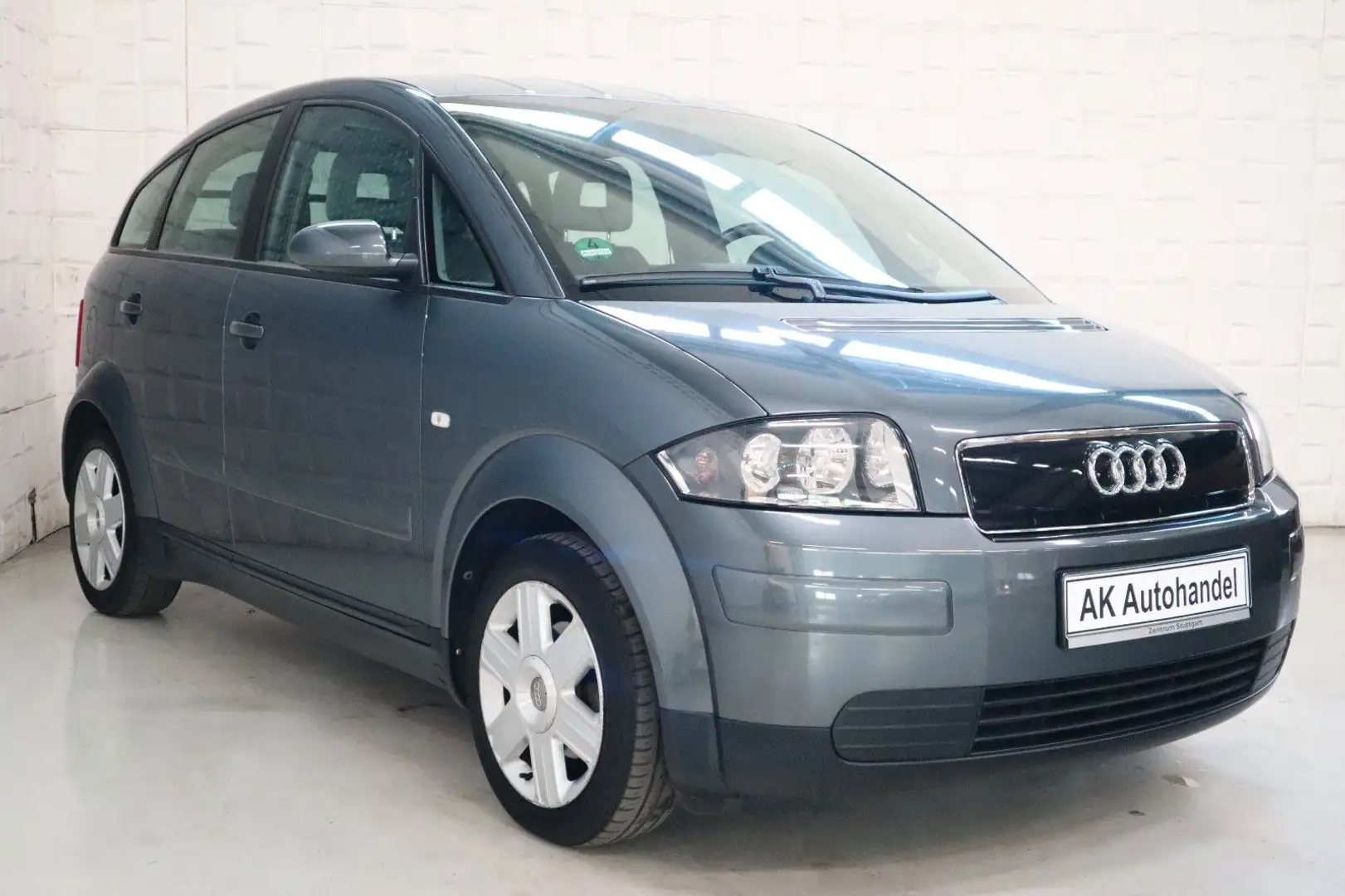 Vehicle image, number 3