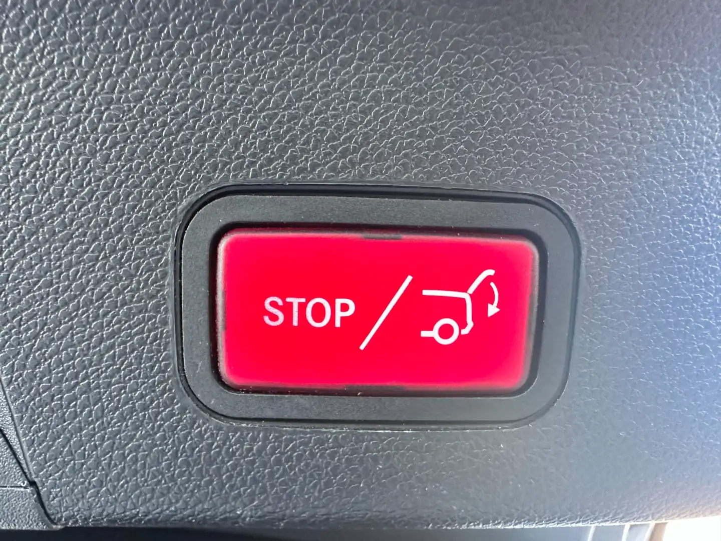 Vehicle image, number 9