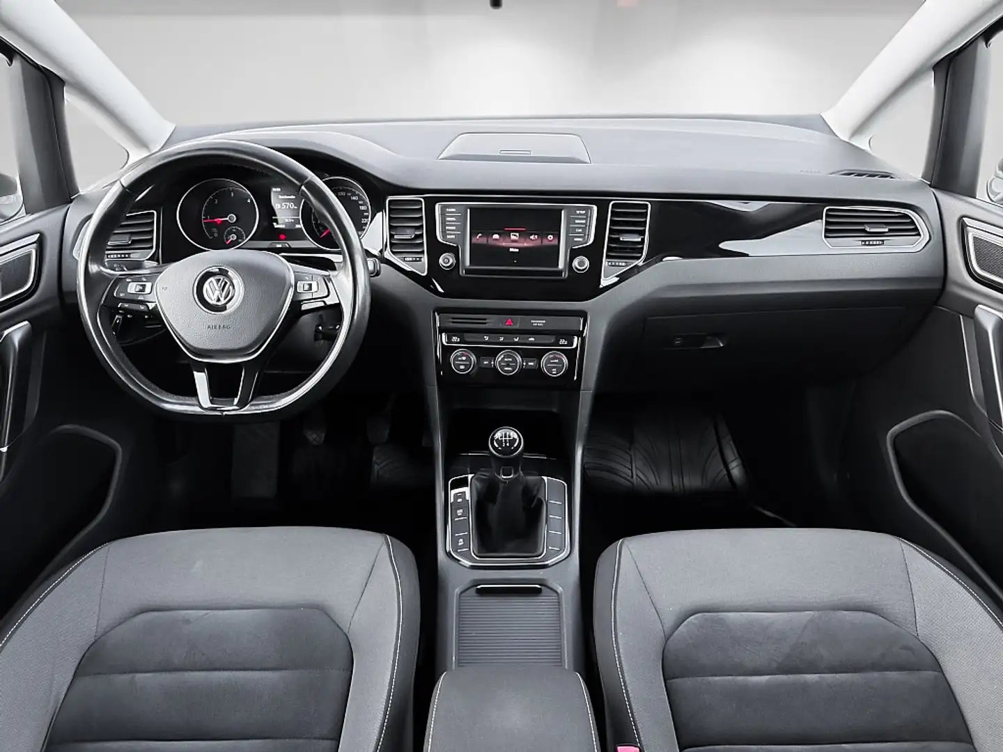 Vehicle image, number 9