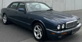 Vehicle image thumbnail, number 1