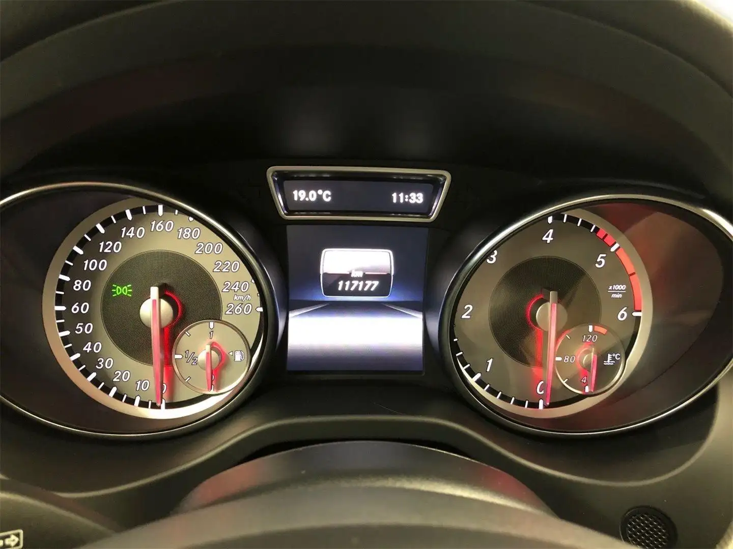 Vehicle image, number 4