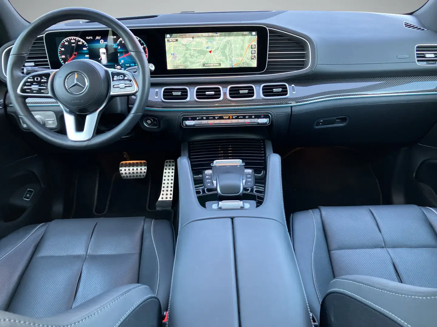 Vehicle image, number 8